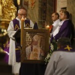 Msza święta w rocznicę śmierci biskupa Kazimierza Ryczana / Marzena Mąkosa / Radio Kielce