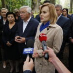 Konwencja PiS. Na zdjęciu (od lewej): Małgorzata Popiel - wicedyrektor kieleckiego ZUS-u, poseł Krzysztof Lipiec i poseł Anna Krupka / Marzena Mąkosa / Radio Kielce