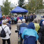 Rajd po Kielcach z biskupem Marianem Florczykiem / Marzena Mąkosa / Radio Kielce