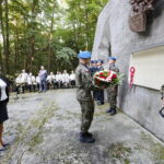 Uroczystości przed pomnikiem straceń w lesie na kieleckim Stadionie / Marzena Mąkosa / Radio Kielce