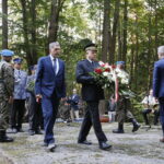 Uroczystości przed pomnikiem straceń w lesie na kieleckim Stadionie / Marzena Mąkosa / Radio Kielce