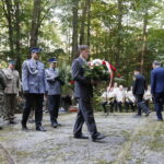 Uroczystości przed pomnikiem straceń w lesie na kieleckim Stadionie / Marzena Mąkosa / Radio Kielce