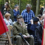 Uroczystości przed pomnikiem straceń w lesie na kieleckim Stadionie / Marzena Mąkosa / Radio Kielce