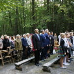 Uroczystości przed pomnikiem straceń w lesie na kieleckim Stadionie / Marzena Mąkosa / Radio Kielce