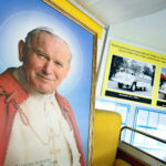 Muzeum Samochodu Papieskiego / Marzena Mąkosa / Radio Kielce