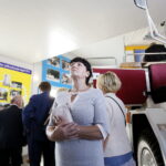 Otwarcie Muzeum Samochodu Papieskiego Jana Pawła II / Marzena Mąkosa / Radio Kielce