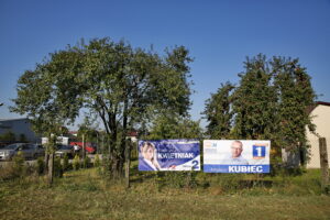 Plakaty wyborcze przy ulicy Gustawa Morcinka / Marzena Mąkosa / Radio Kielce
