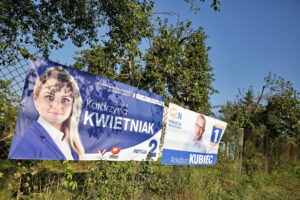 Plakaty wyborcze przy ulicy Gustawa Morcinka / Marzena Mąkosa / Radio Kielce