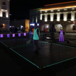 Zabawowy turniej blackmintona na kieleckim Rynku / Marzena Mąkosa / Radio Kielce