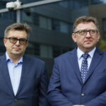 Konferencja Kukiz'15. Na zdjęciu (od lewej): Marek Ciuraszkiewicz i Wojciech Furmanek / Marzena Mąkosa / Radio Kielce