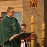 Msza święta za żołnierzy Wojsk Obrony Terytorialnej. Ksiądz ppłk Grzegorz Kamiński / Marzena Mąkosa / Radio Kielce