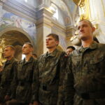 Msza święta za żołnierzy Wojsk Obrony Terytorialnej / Marzena Mąkosa / Radio Kielce