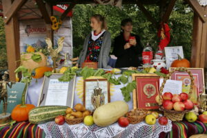 Jesienne smaki w Tokarni / Marzena Mąkosa / Radio Kielce