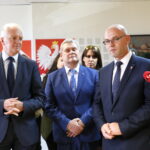 Konferencja prasowa wicepremiera Jarosława Gowina oraz posła Michała Cieślaka. Przemawia Krzysztof Nowak - wójt gminy Słupia / Marzena Mąkosa / Radio Kielce