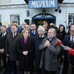 Konferencja PiS na Rynku w Jędrzejowie / Marzena Mąkosa / Radio Kielce