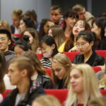 Zagraniczni studenci rozpoczęli studia na Uniwersytecie Jana Kochanowskiego w Kielcach / Marzena Mąkosa / Radio Kielce