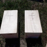 Nieśmiertelnik znaleziony w Grabowcu w czasie ekshumacji / Dariusz Kaszuba