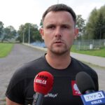 Bodzechów. Trening reprezentacji Polski do lat 17 przed XXXIII Międzynarodowym Turniejem o Puchar Syrenki. Na zdjęciu: Przemysław Małecki - trener / Krzysztof Bujnowicz / Radio Kielce