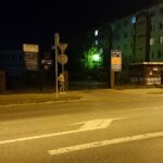 Wieczorem przy ulicy Waryńskiego tworzą się kolejki do poradni ortopedycznej / Emilia Sitarska / Radio Kielce