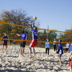 Otwarcie boiska do siatkówki plażowej przy Zespole Szkół Ekonomicznych przy ul. Langiewicza w Kielcach / Jarosław Kubalski / Radio Kielce