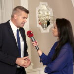 Sztab wyborczy Projektu Świętokrzyskie Bogdana Wenty. Bogdan Wenta w rozmowie z Moniką Miller z Radia Kielce / Marzena Mąkosa / Radio Kielce