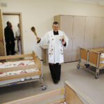 W Zakładzie Pielęgnacyjno – Opiekuńczym w Kielcach przy ul. Sobieskiego przybyło 15 kolejnych łóżek dla osób chorych, ale nie wymagających jeszcze pobytu w hospicjum / Jarosław Kubalski / Radio Kielce