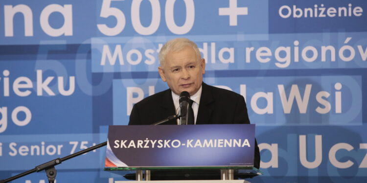 Skarżysko. Wizyta Jarosława Kaczyńskiego. Na zdjęciu: Jarosław Kaczyński - prezes PiS / Marzena Mąkosa / Radio Kielce