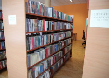 Otwarcie biblioteki przy ul. Okrzei. / Stanisław Blinstrub / Radio Kielce