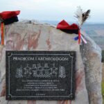 Happening z repliką wazy w Bronocicach / Paweł Kamiński