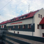 Chmielnik. Otwarcie strażnicy Jednostki Ratowniczo-Gaśniczej nr 4 / Marcin Różyc / Radio Kielce