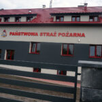 Chmielnik. Otwarcie strażnicy Jednostki Ratowniczo-Gaśniczej nr 4 / Marcin Różyc / Radio Kielce