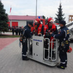 Chmielnik. Otwarcie strażnicy Jednostki Ratowniczo-Gaśniczej nr 4 / Marcin Różyc / Radio Kielce