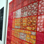 Wystawa tkaniny artystycznej i kolażu Tamary Maj / Kamil Włosowicz / Radio Kielce