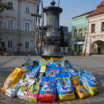 Zbiórka żywności dla zwierząt ze schroniska w Dyminach / Wiktor Dziarmaga / Radio Kielce