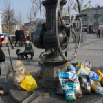 Zbiórka żywności dla zwierząt ze schroniska w Dyminach / Wiktor Dziarmaga / Radio Kielce