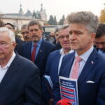 Konferencja prasowa PiS. Na zdjęciu (od lewej): Krzysztof Lipiec - poseł PiS i Krzysztof Słoń - senator RP / Michał Kita / Radio Kielce