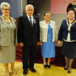 Złote gody. Na zdjęciu (od lewej): Urszula Wojtasik - Kaczmarek - przewodnicząca rady gminy, Zofia i Jan Rosochaccy oraz Monika Bolewska - wójt gminy Nagłowice / Ewa Pociejowska - Gawęda / Radio Kielce