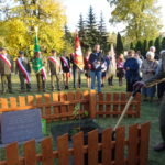 Sadzenie Dębów Pamięci w Jędrzejowie / Ewa Pociejowska-Gawęda / Radio Kielce