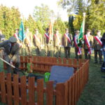 Sadzenie Dębów Pamięci w Jędrzejowie / Ewa Pociejowska-Gawęda / Radio Kielce