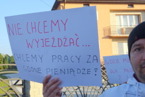 Marsz ulicami Sędziszowa zorganizowany przez Stowarzyszenie Kukiz'15 / Ewa Pociejowska-Gawęda / Radio Kielce