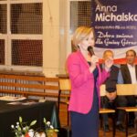 Górno. Spotkanie wyborcze PiS. Na zdjęciu: poseł Anna Krupka (z mikrofonem) / Michał Kita / Radio Kielce
