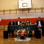 Górno. Spotkanie wyborcze PiS. Na zdjęciu (od lewej): Anna Michalska – kandydatka na wójta gminy Górno, Andrzej Michalski – kandydat do rady powiatu kieleckiego, senator Krzysztof Słoń, poseł Anna Krupka, Mieczysław Gębski - radny sejmiku województwa i Stanisław Szyszkowski - kandydat do sejmiku województwa / Michał Kita / Radio Kielce