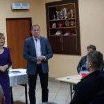 Spotkanie kandydata PiS na burmistrza Małogoszcza Michała Molendy z mieszkańcami miejscowości Karsznice. Poseł PiS Anna Krupka i Michał Molenda / Michał Kita / Radio Kielce