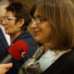 35-lecie istnienia Klubu Honorowych Dawców Krwi PCK im. Aleksandra Rokickiego, działającego przy PKP PLK Kielce. Na zdjęciu Zdzisława Sitarz-Żelazna - zastępca dyrektora RCKiK w Kielcach / Krzysztof Bujnowicz / Radio Kielce