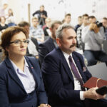 Kielce. Czytanie fragmentów przemówień ojców niepodległości. Na zdjęciu (od lewej): wojewoda Agata Wojtyszek i Jacek Wołowiec - dyrektor ŚCDN / Jarosław Kubalski / Radio Kielce