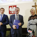 Od lewej: Dominik Kraska - dyrektor Centrum Kształcenia Praktycznego, Wojciech Lubawski - prezydent Kielc i Anna Bartel - prezes Anna Bud / Jarosław Kubalski / Radio Kielce