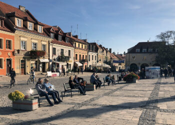 Sandomierz. Rynek / Grażyna Szlęzak-Wójcik / Radio Kielce