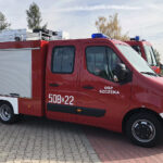 Rytwiany. Przekazanie samochodów dla OSP / Grażyna Szlęzak-Wójcik / Radio Kielce