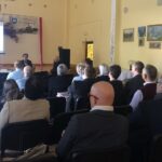 Konferencja naukowa „Siedem i pół wieku Koprzywnicy”. Wykład dr hab Tomisława Giergiela z UMCS w Lublinie / Grażyna Szlęzak-Wójcik / Radio Kielce