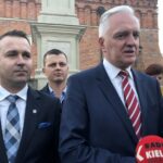 Sandomierz. Wizyta wicepremiera Jarosława Gowina. Na zdjęciu (od lewej): poseł Michał Cieślak i wicepremier Jarosław Gowin / Radio Kielce